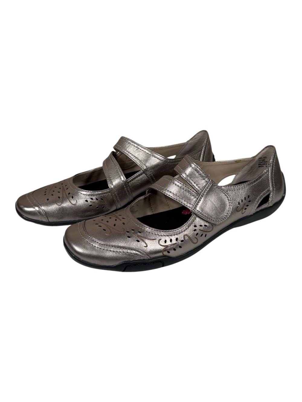 Ros Hommerson Metallic Pewter Chelsea Leather Laser Cut Mary Jane Shoes Size 12N